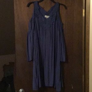 Knox Rose off shoulder dress size L